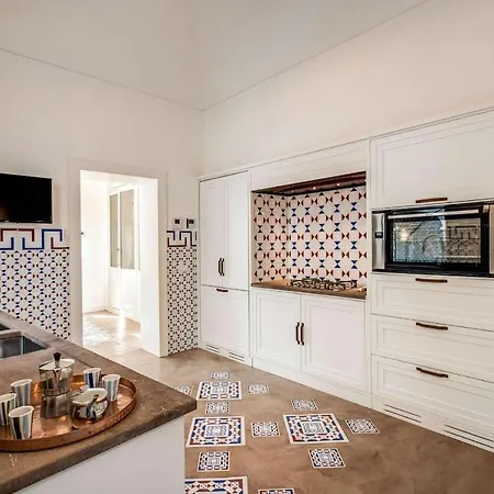 Harbour View فيلة أمالفي